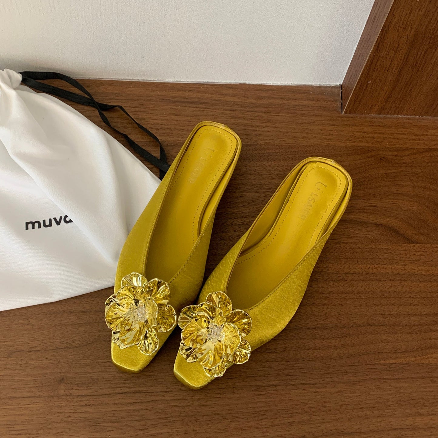 Bloom Mules gold