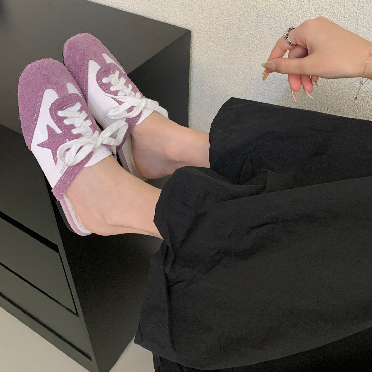 Swift_Sling_Sneakers_Purple model