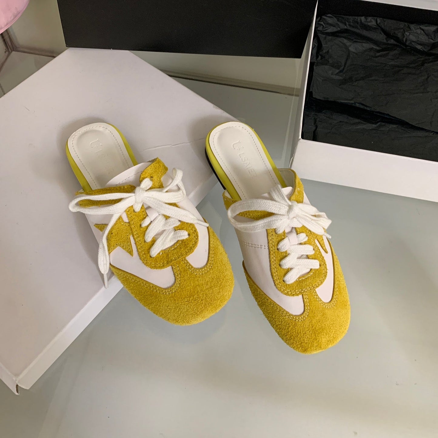 Swift Sling Sneakers yellow
