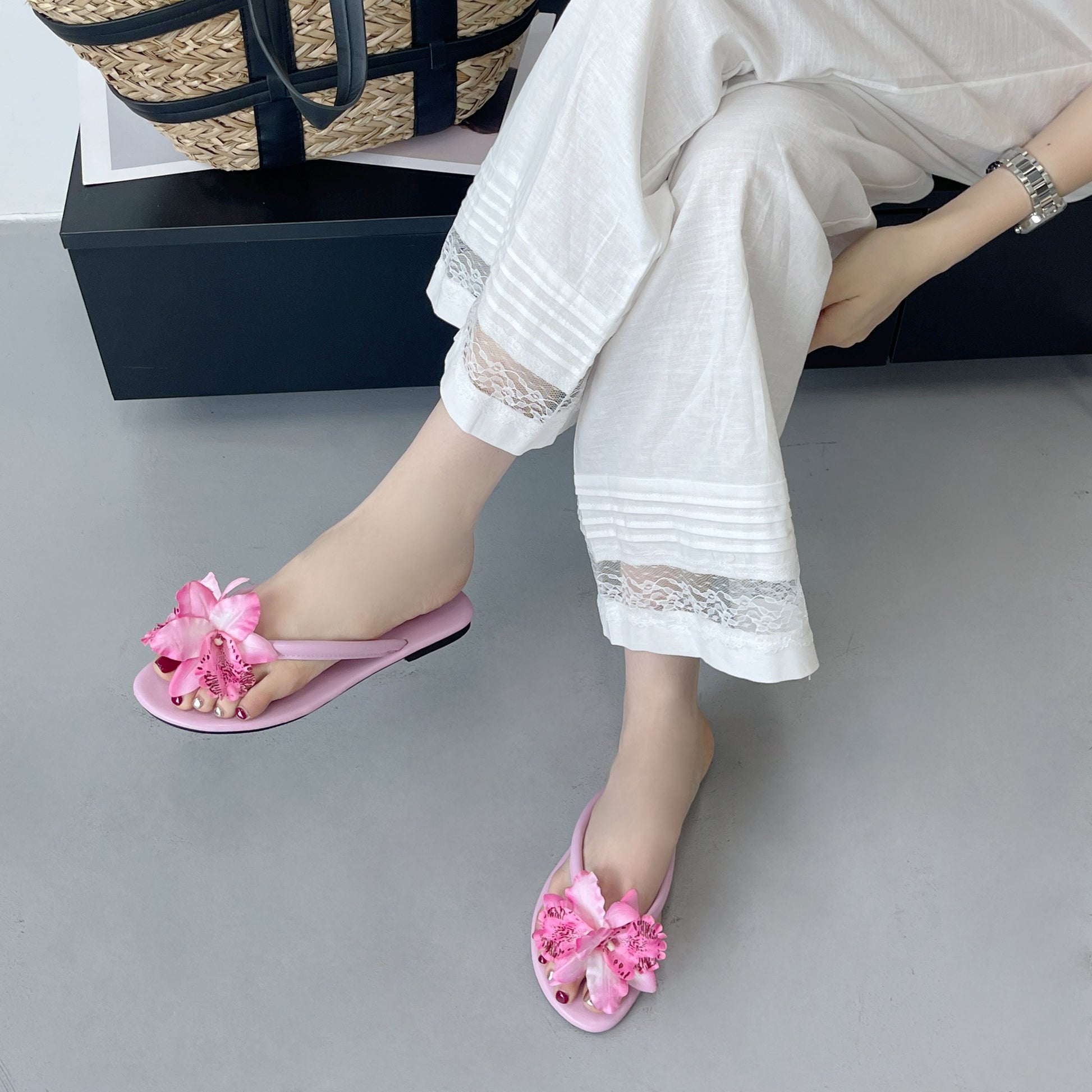 Bloom_Tides_Sandals_Pink Model